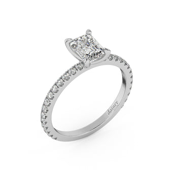 1 carat emerald engagement ring