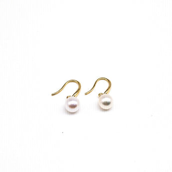 pearl drop earrings