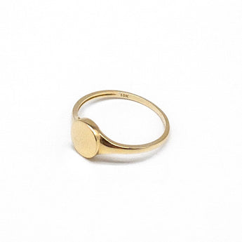 round signet ring